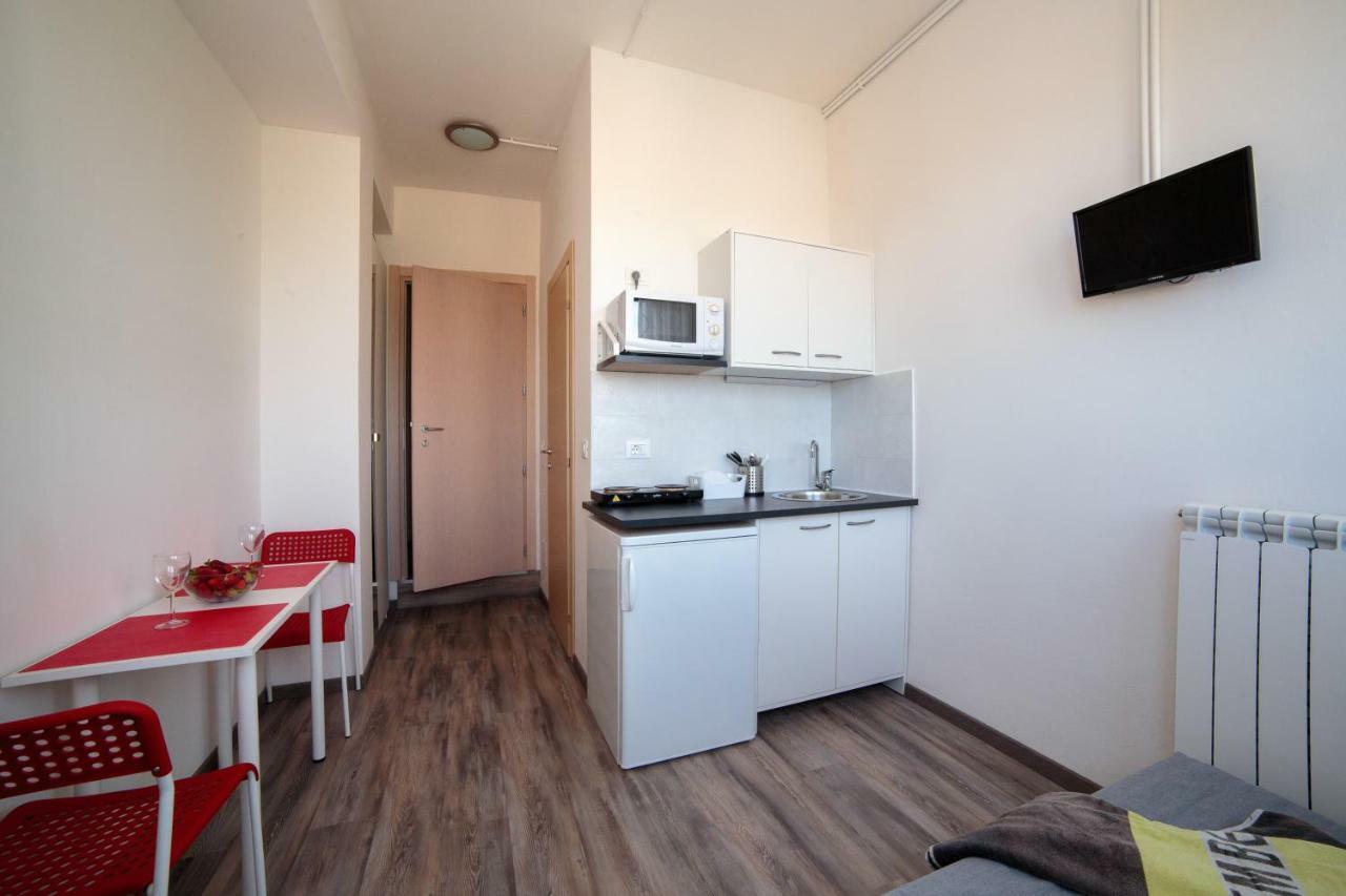 Rimini Youth Apartment Exterior foto